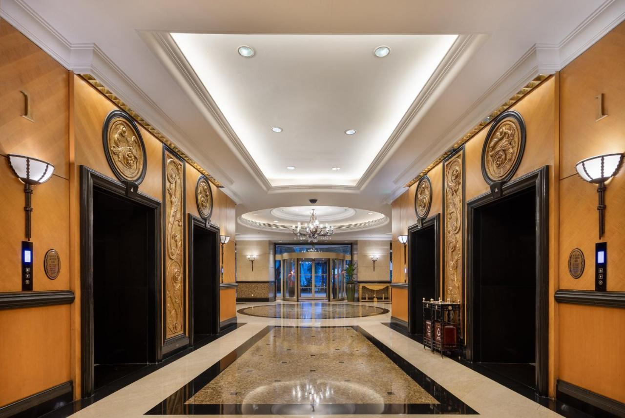 Crowne Plaza Landmark Shenzhen: Border-Close Retreat with Heated Pool Exterior photo