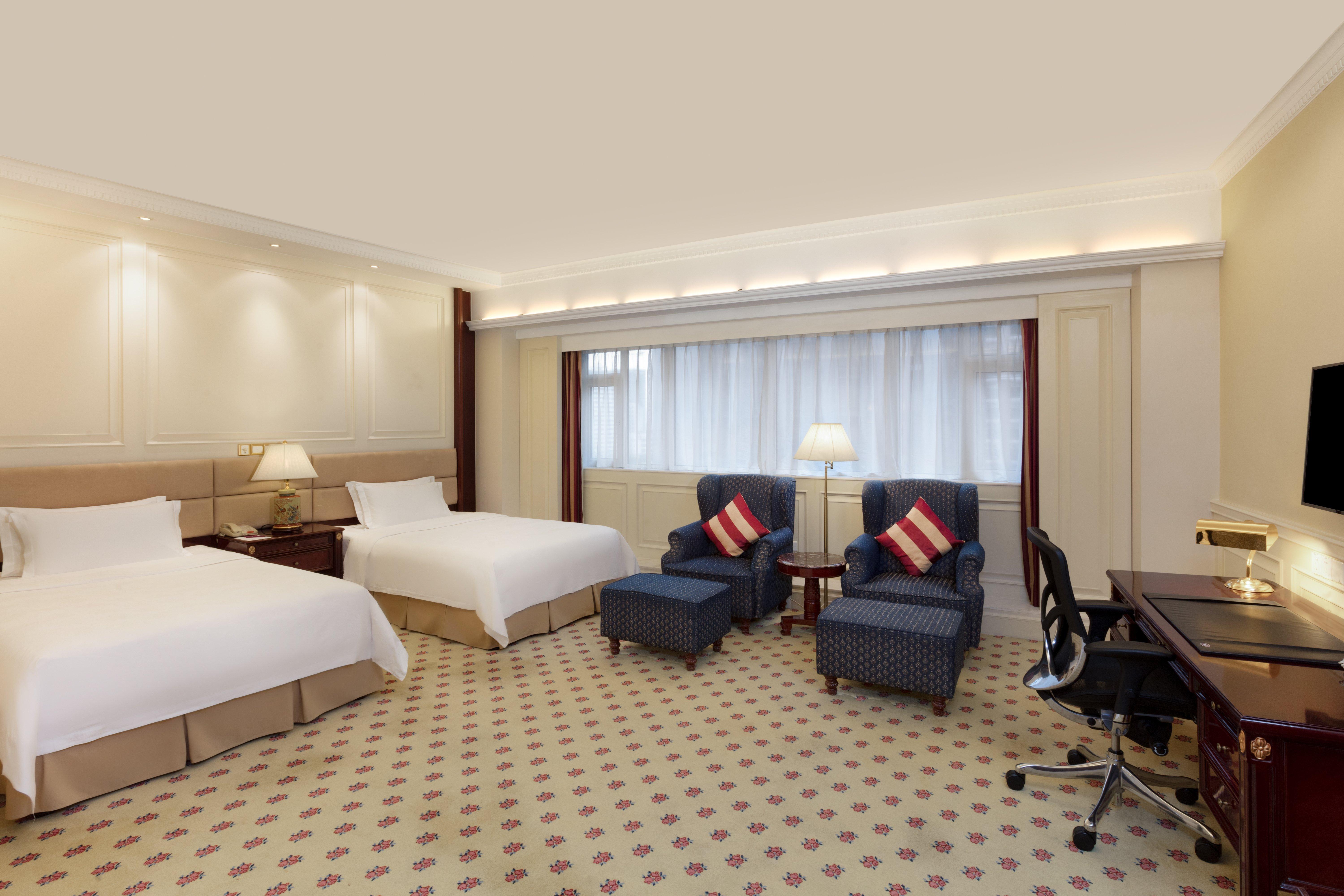 Crowne Plaza Landmark Shenzhen: Border-Close Retreat with Heated Pool Exterior photo