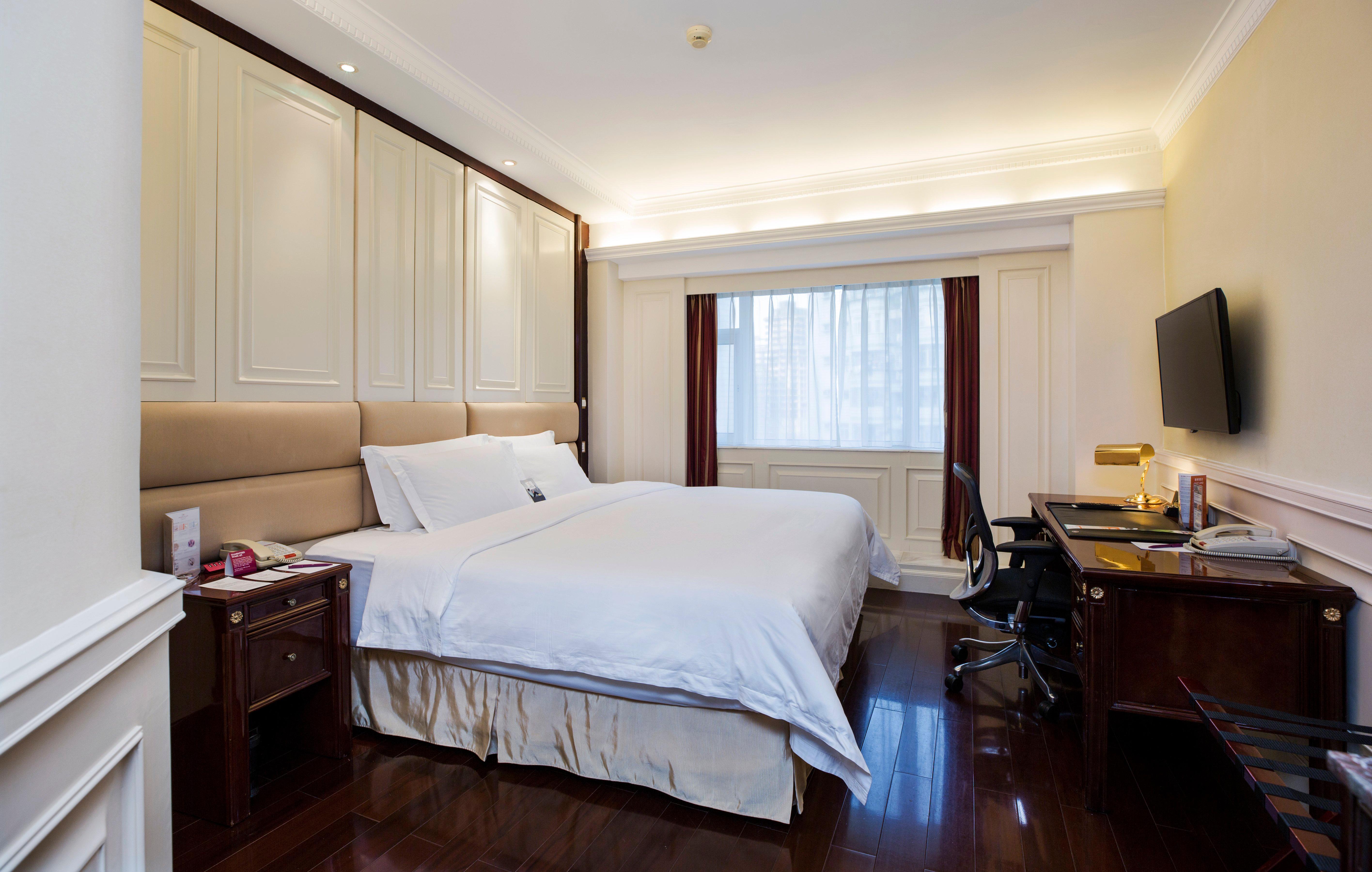 Crowne Plaza Landmark Shenzhen: Border-Close Retreat with Heated Pool Exterior photo